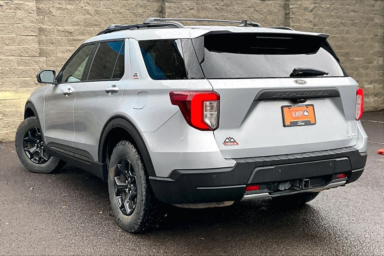 Thumbnail: 2022 Ford Explorer - 4