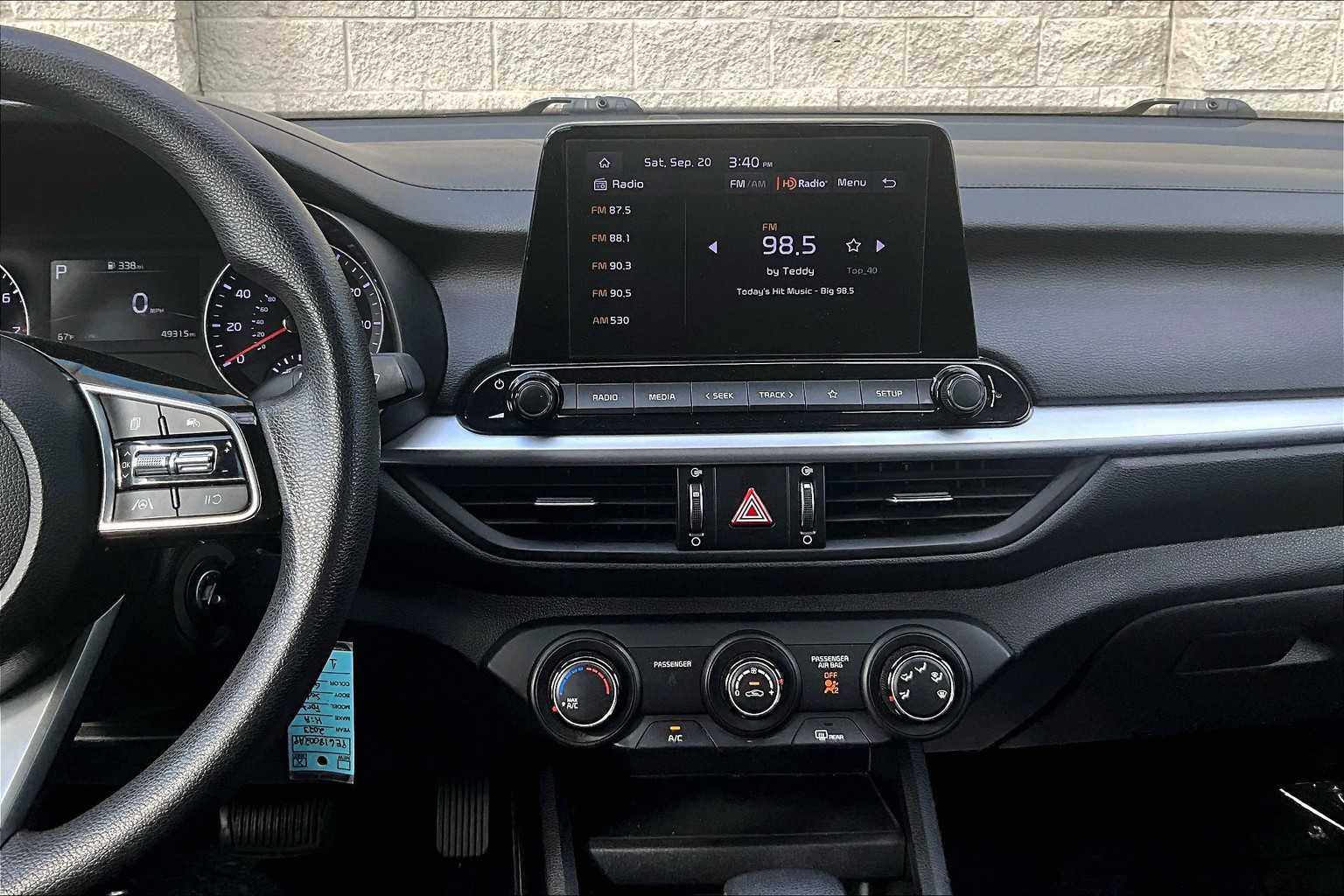 Thumbnail: 2023 Kia Forte - 15