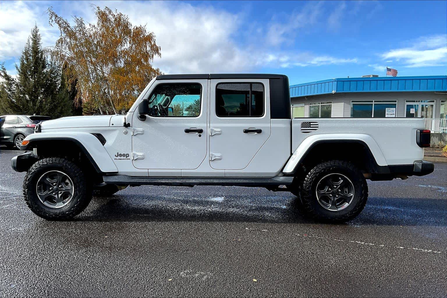 Thumbnail: 2020 Jeep Gladiator - 3