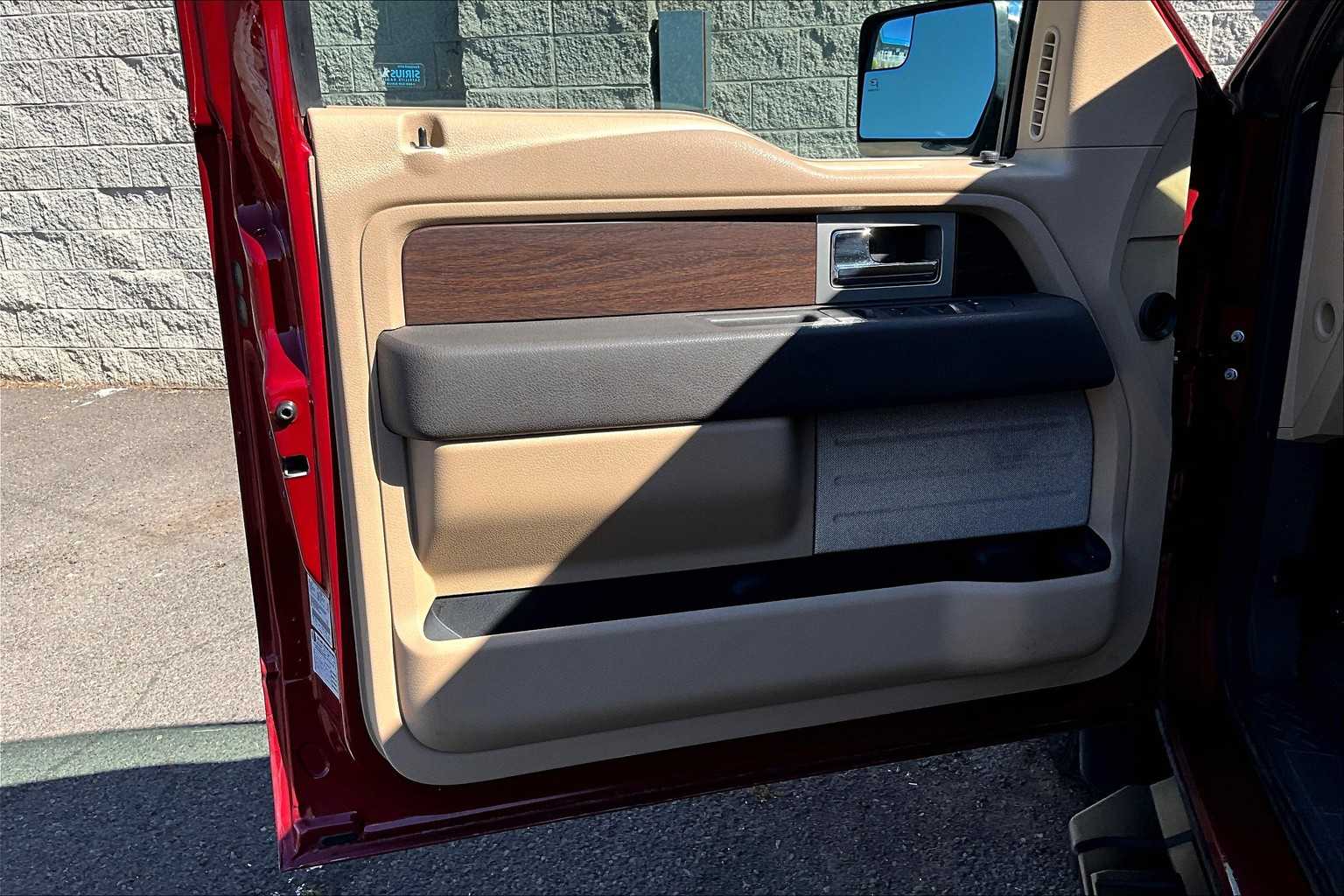 Thumbnail: 2014 Ford F-150 - 27