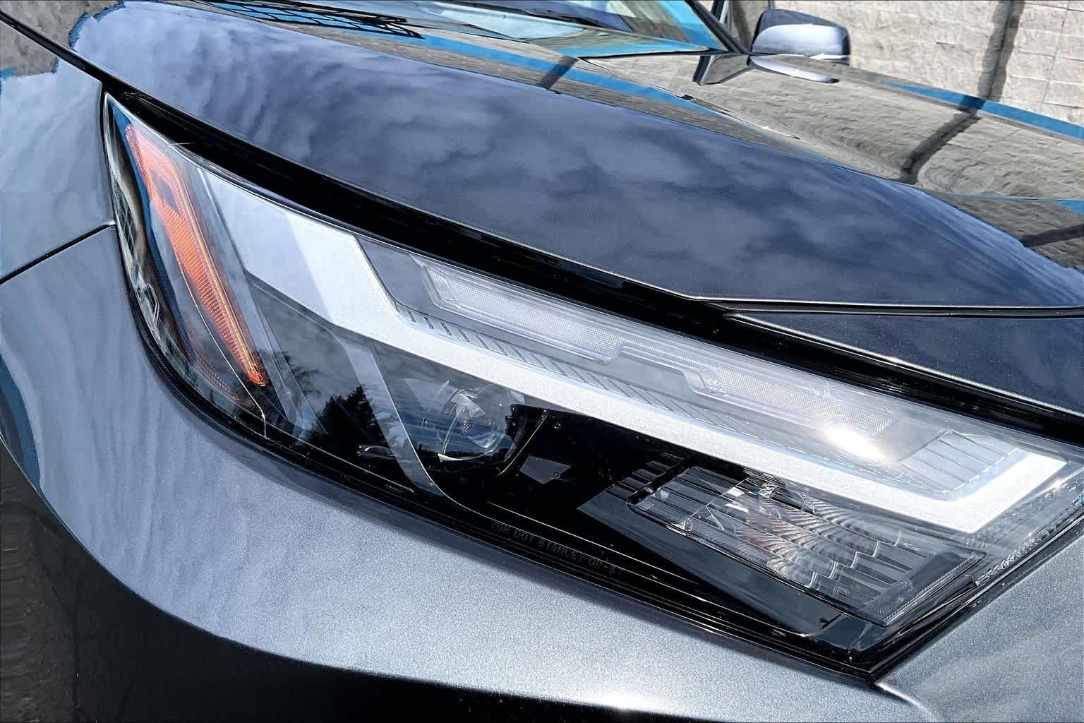 Thumbnail: 2024 Toyota RAV4 - 31