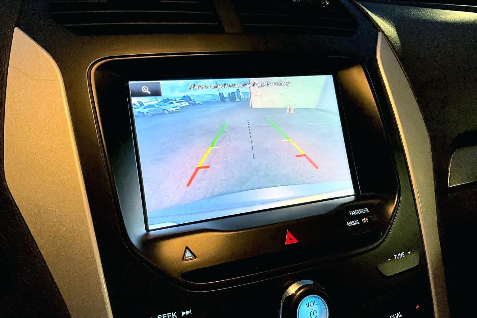 Thumbnail: 2015 Ford Explorer - 26