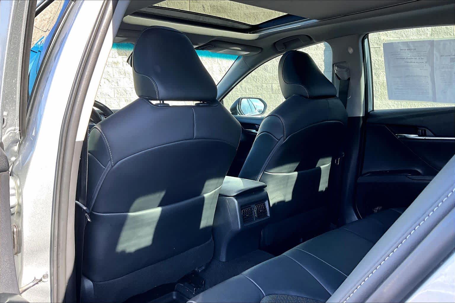 Thumbnail: 2020 Toyota Camry - 12