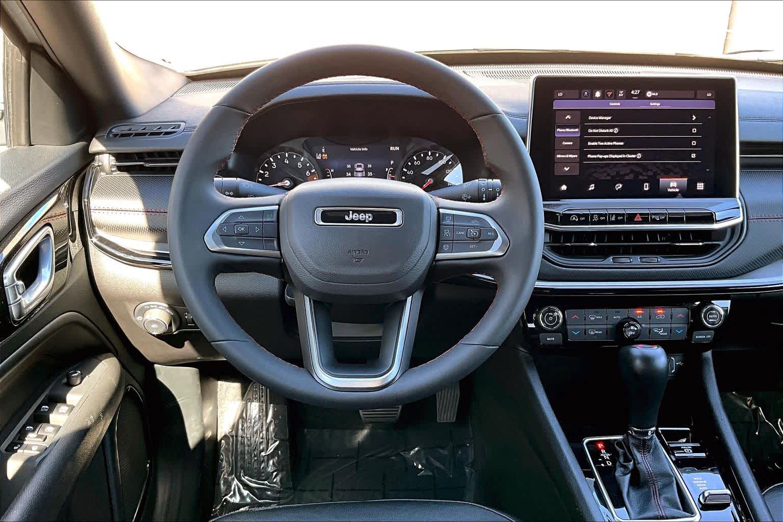 Thumbnail: 2025 Jeep Compass - 14