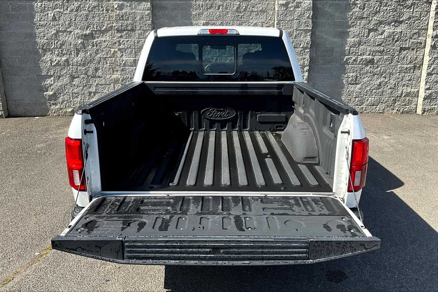 2018 Ford F-150 Platinum 18