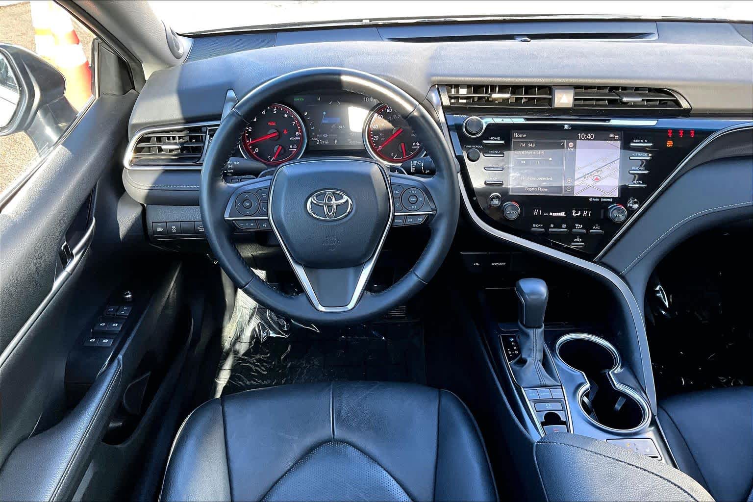 Thumbnail: 2020 Toyota Camry - 14