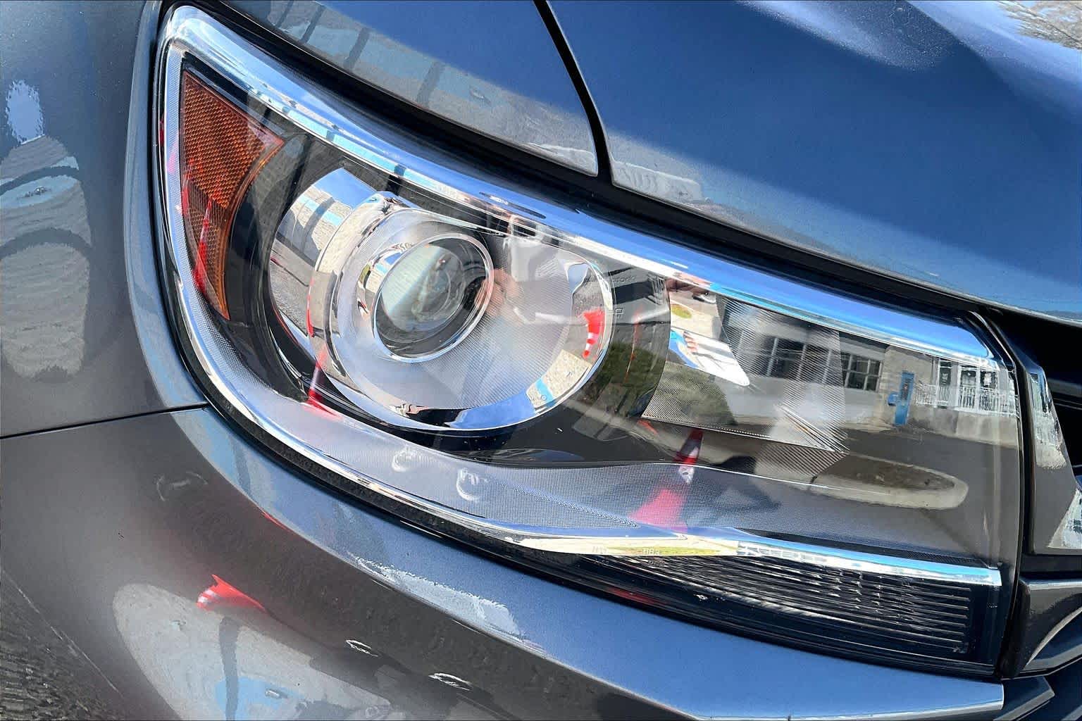 Thumbnail: 2021 Chevrolet Colorado - 31