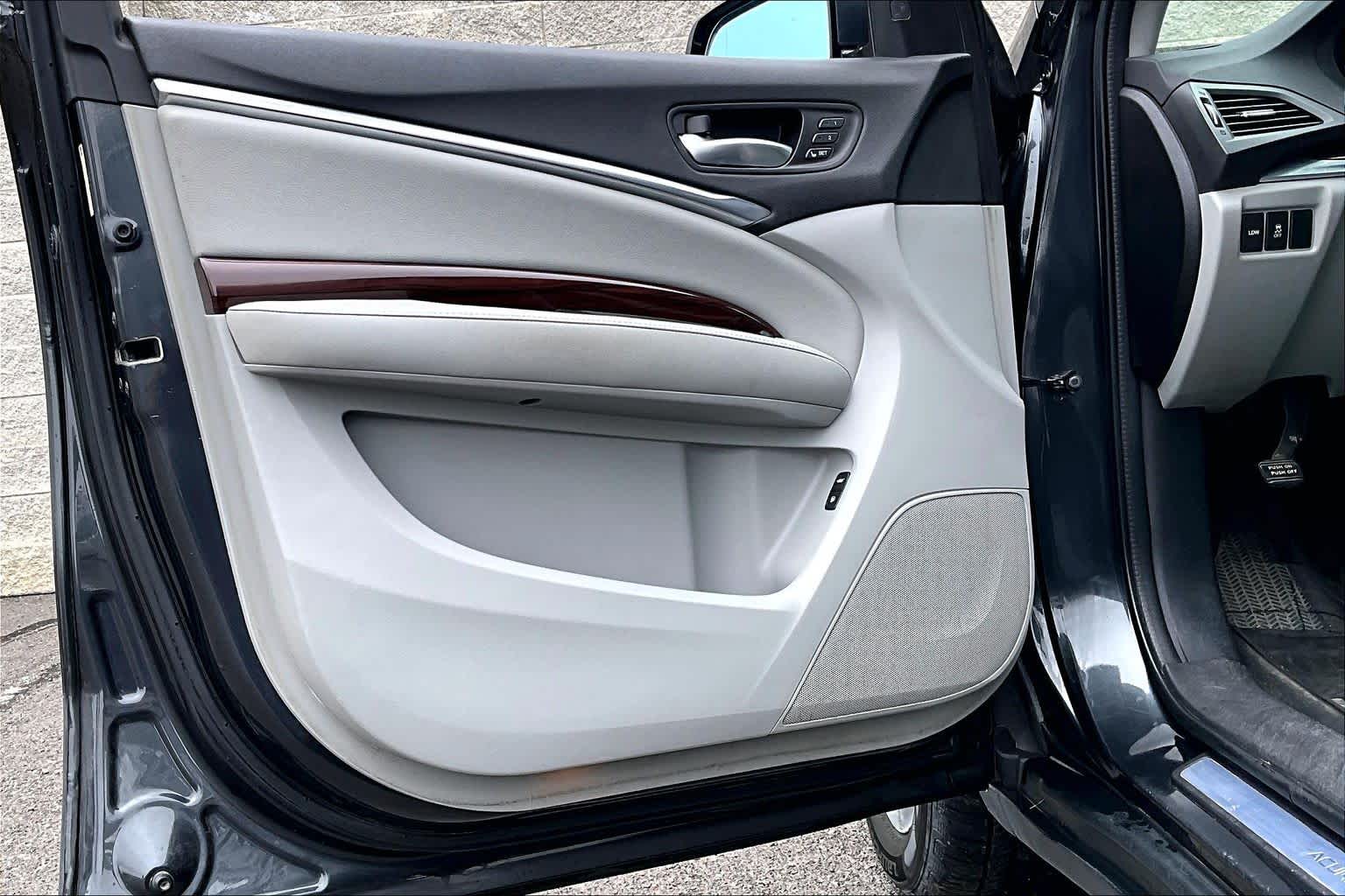 Thumbnail: 2015 Acura MDX - 27