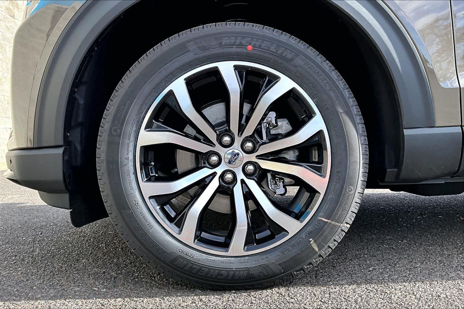 Thumbnail: 2026 Ford Explorer - 8