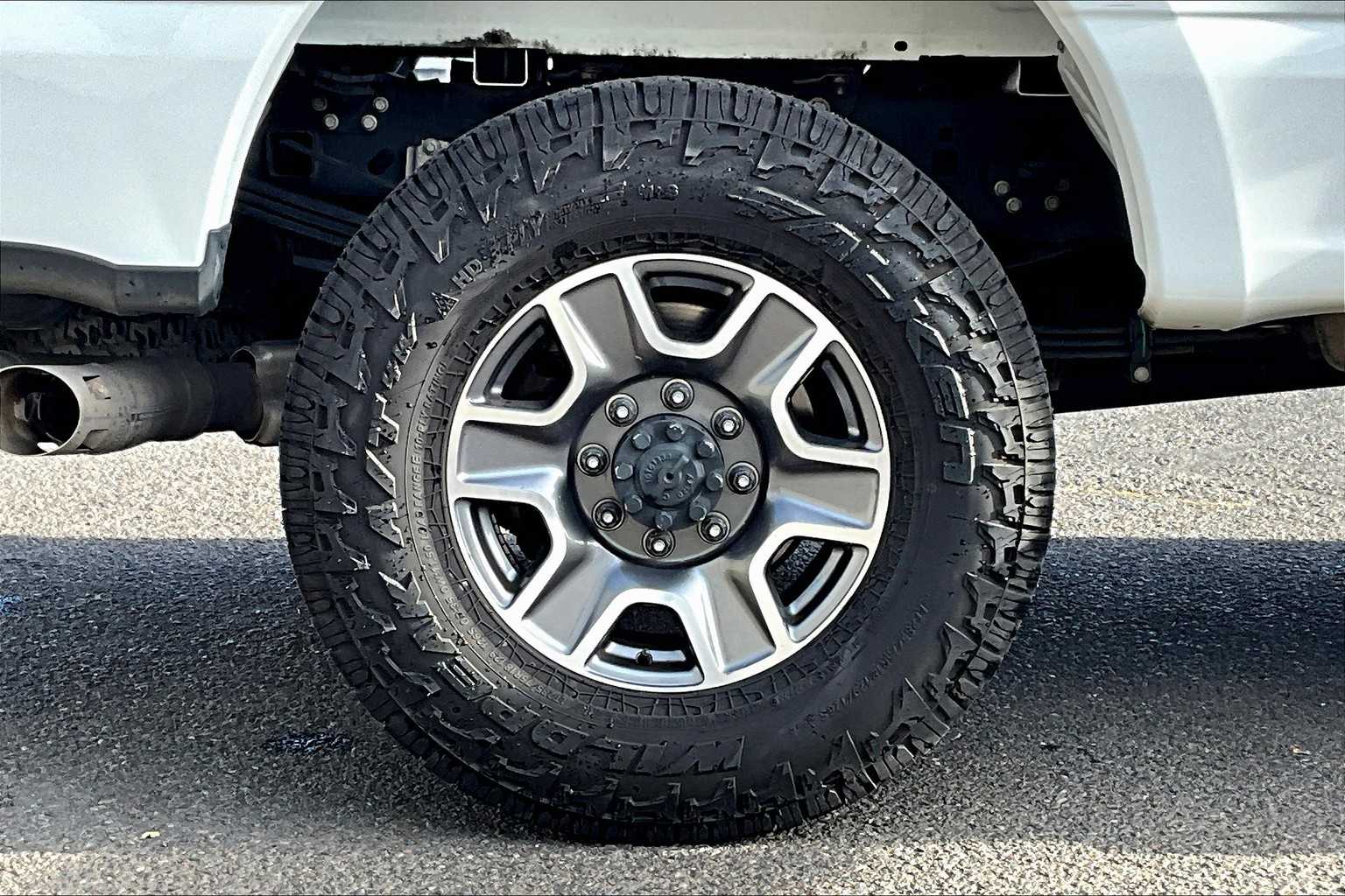 Thumbnail: 2023 Ford F-350 - 36