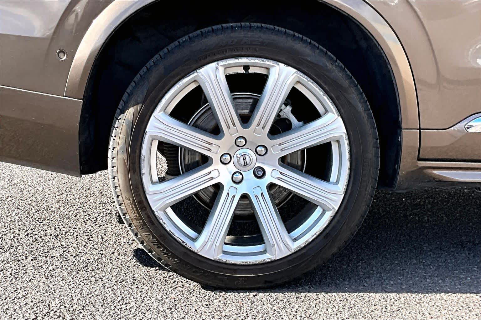 Thumbnail: 2017 Volvo XC90 - 36