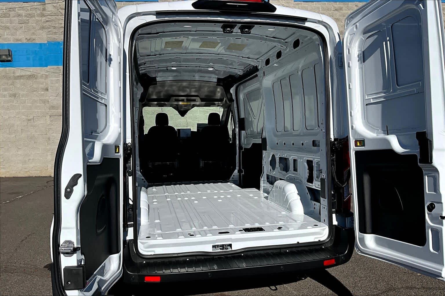 Thumbnail: 2026 Ford Transit Series - 19