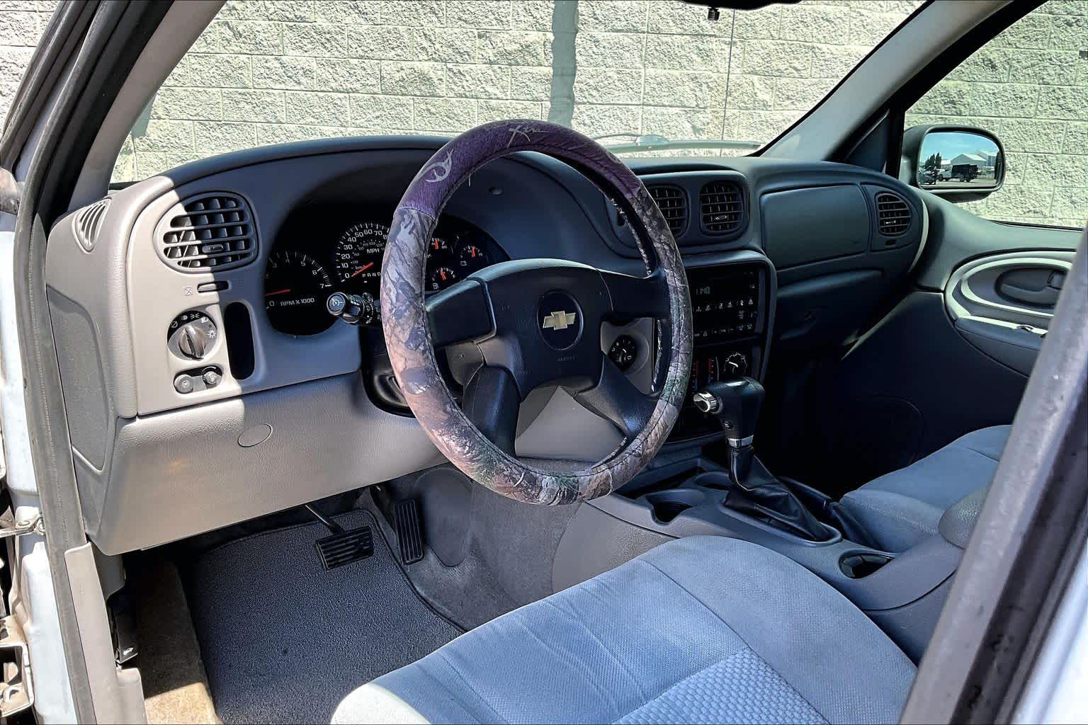 Thumbnail: 2008 Chevrolet TrailBlazer - 5
