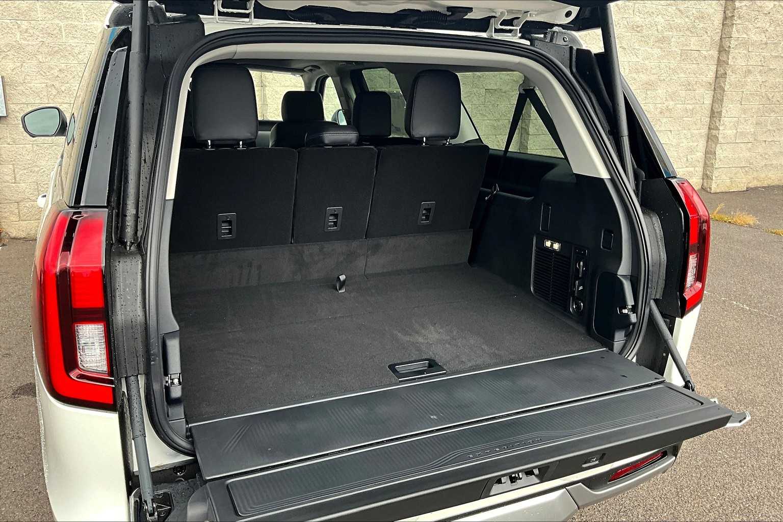 Thumbnail: 2025 Ford Expedition MAX - 19