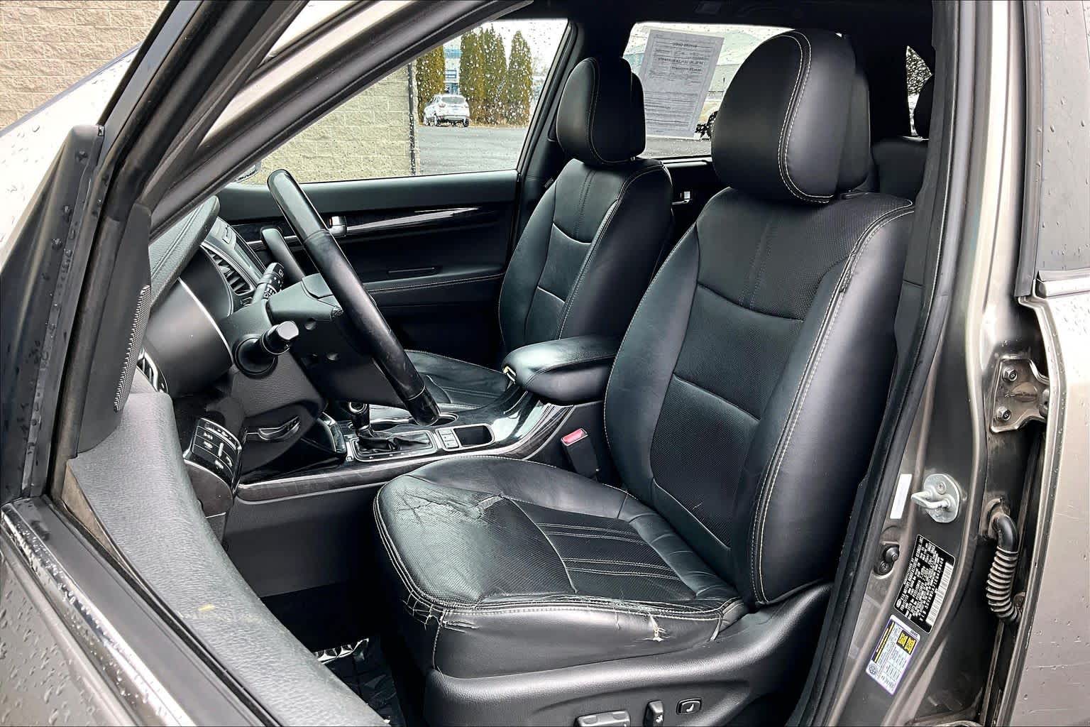 Thumbnail: 2014 Kia Sorento - 11