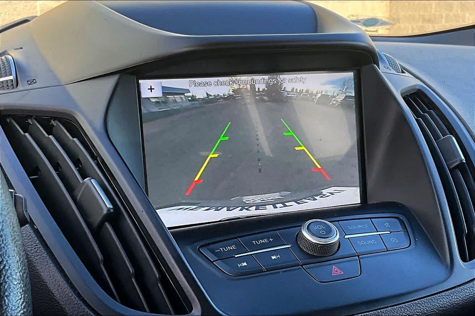 Thumbnail: 2019 Ford Escape - 26