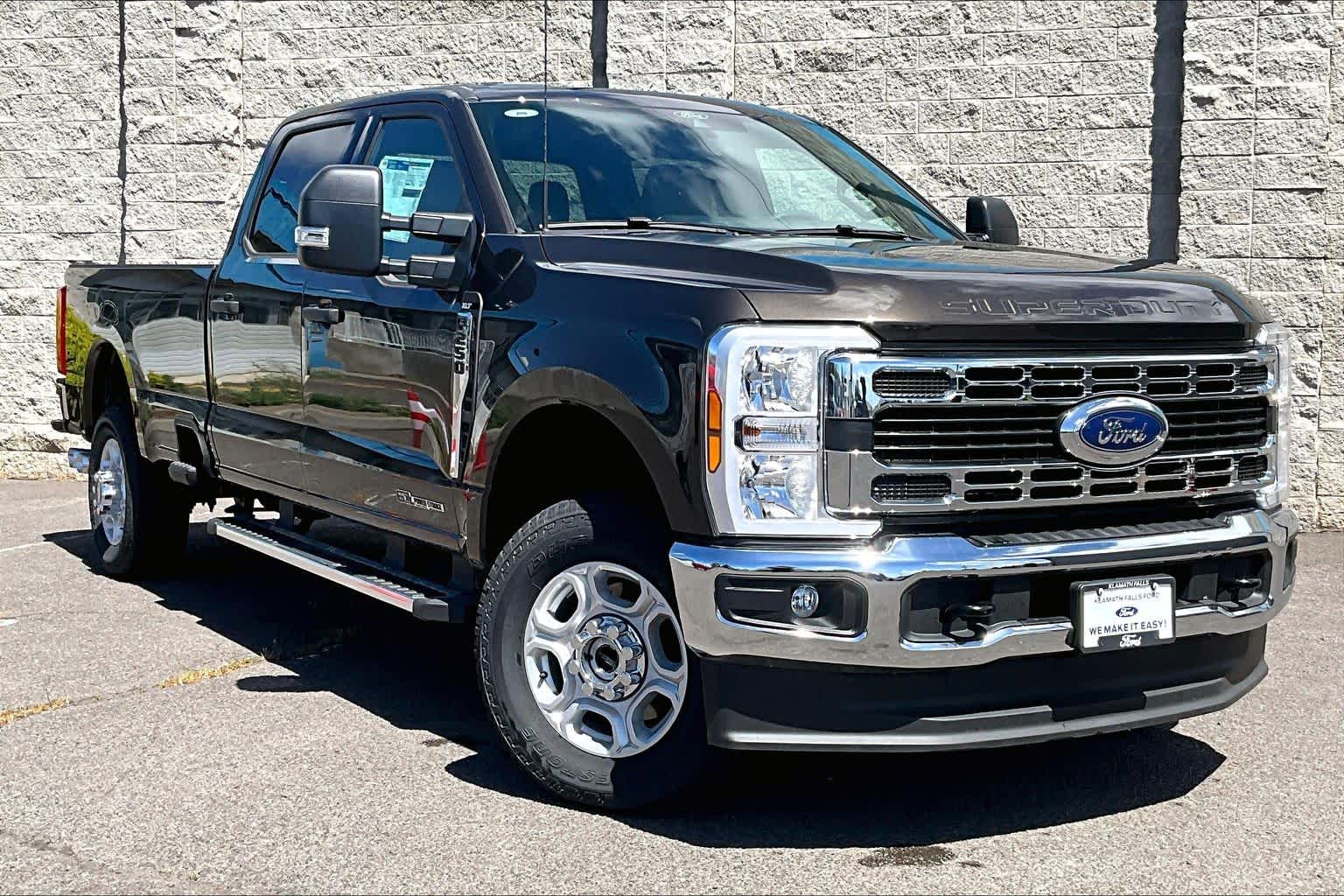 Thumbnail: 2025 Ford F-250 - 21