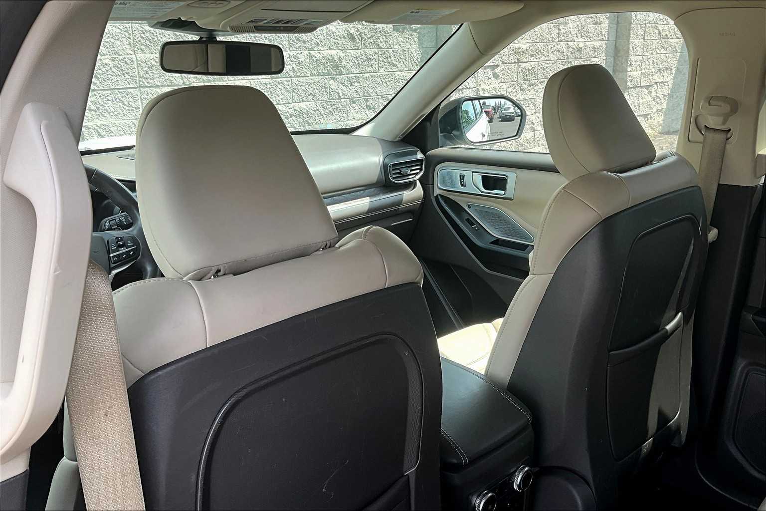 2020 Ford Explorer Platinum 12