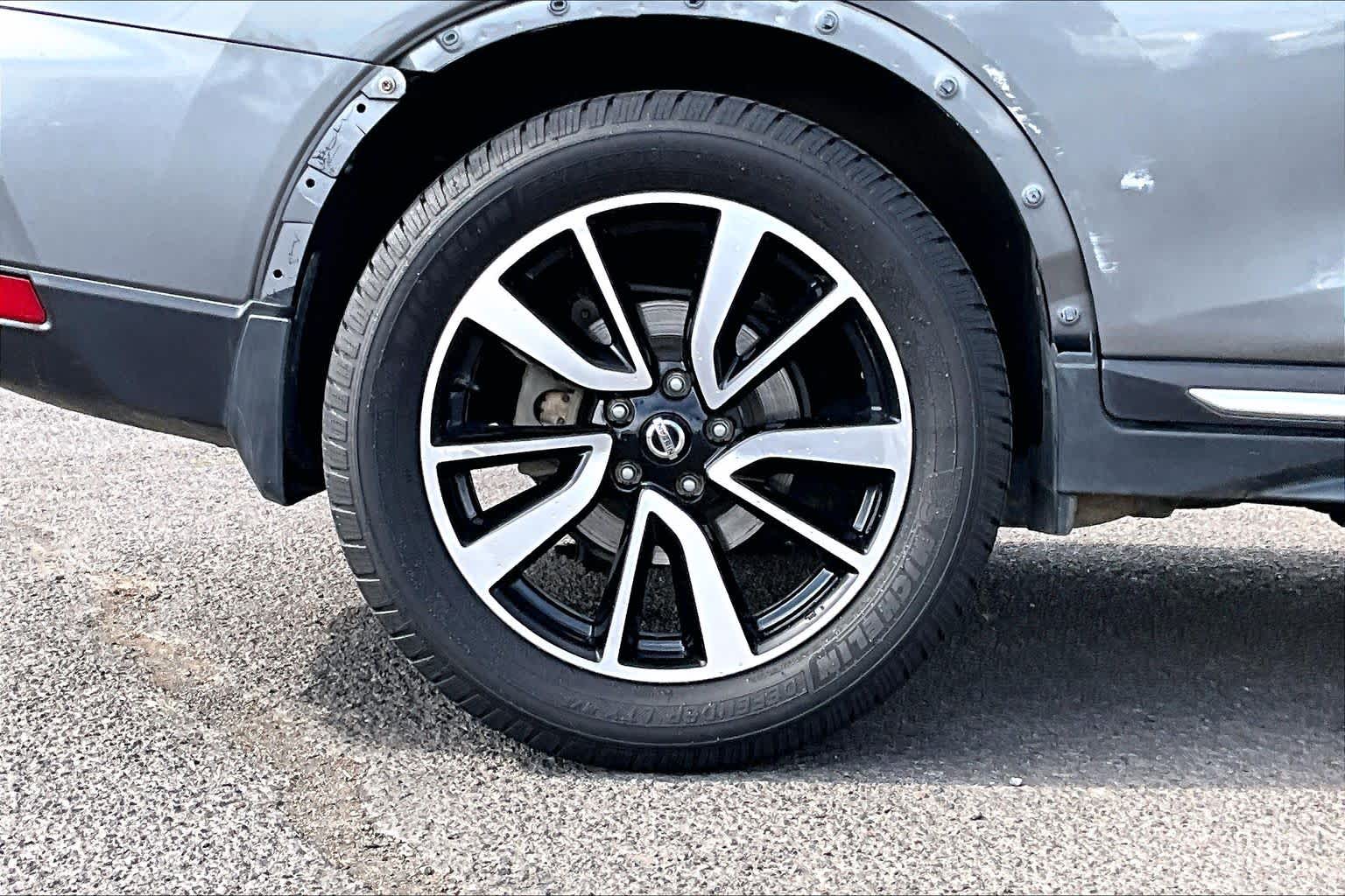 Thumbnail: 2018 Nissan Rogue - 36