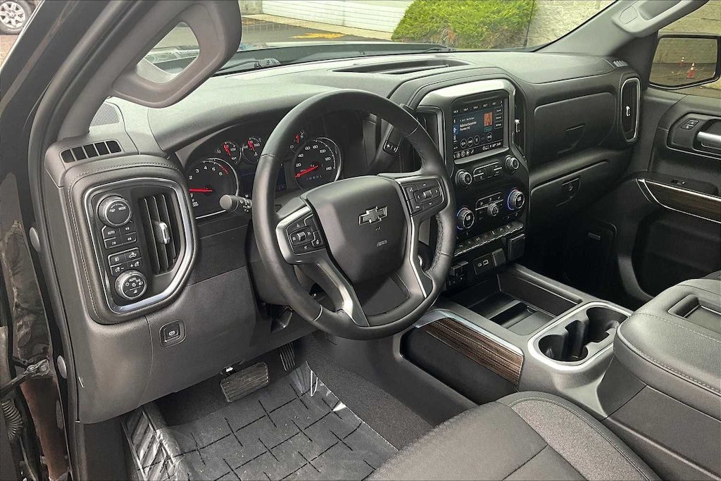 Used 2021 Chevrolet Silverado 1500 RST Truck Crew Cab