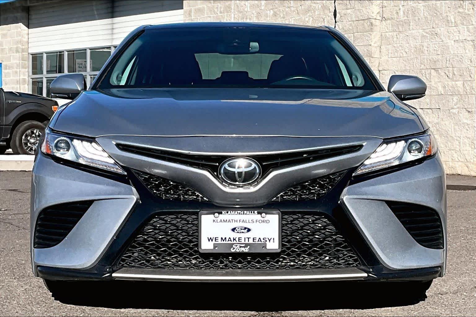 Thumbnail: 2020 Toyota Camry - 6