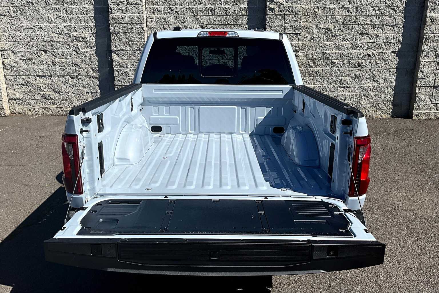 Thumbnail: 2025 Ford F-150 - 19