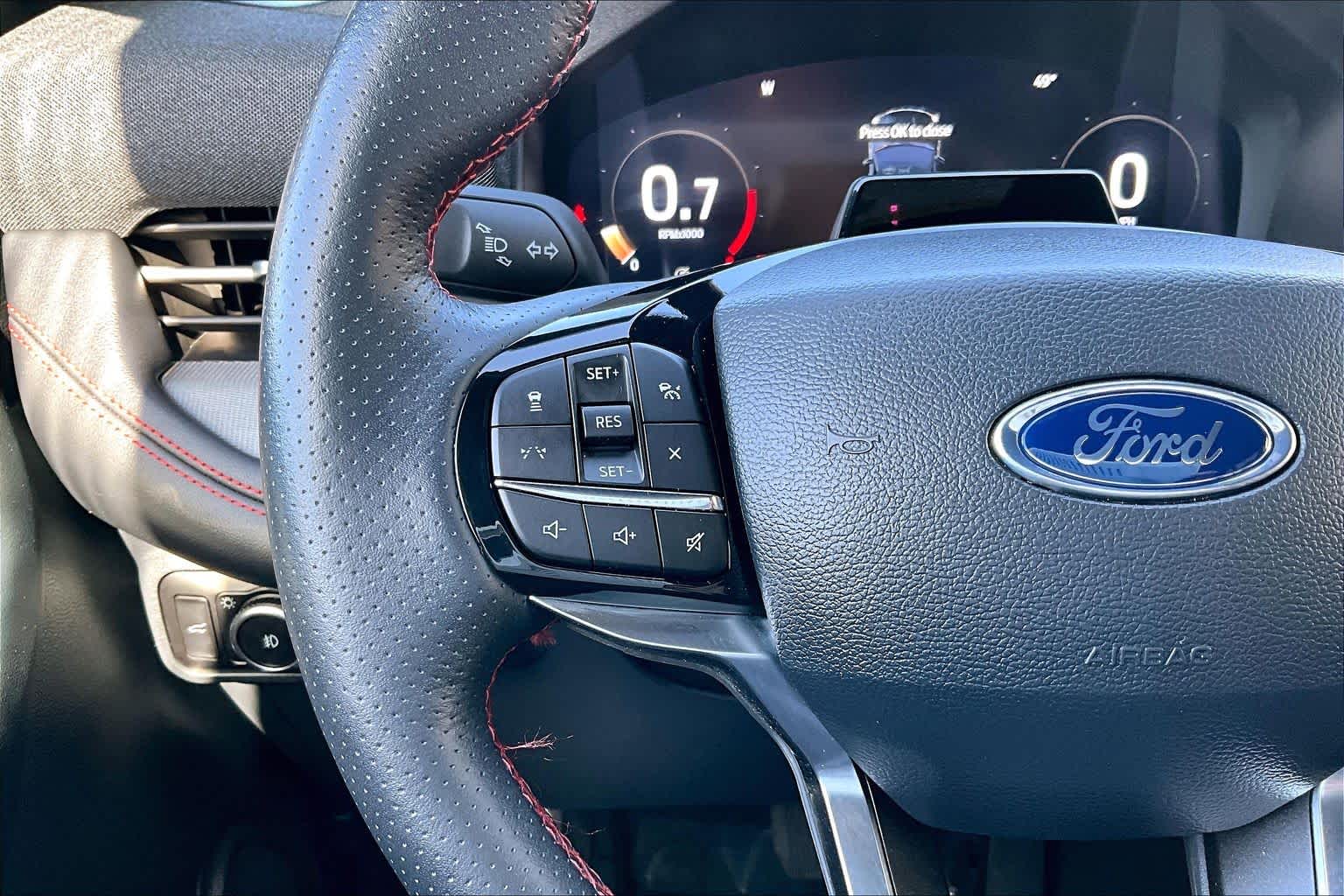 Thumbnail: 2025 Ford Explorer - 24