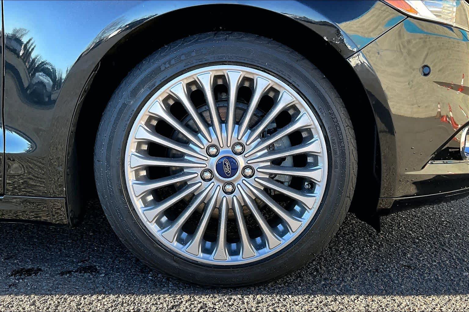 Thumbnail: 2015 Ford Fusion - 34