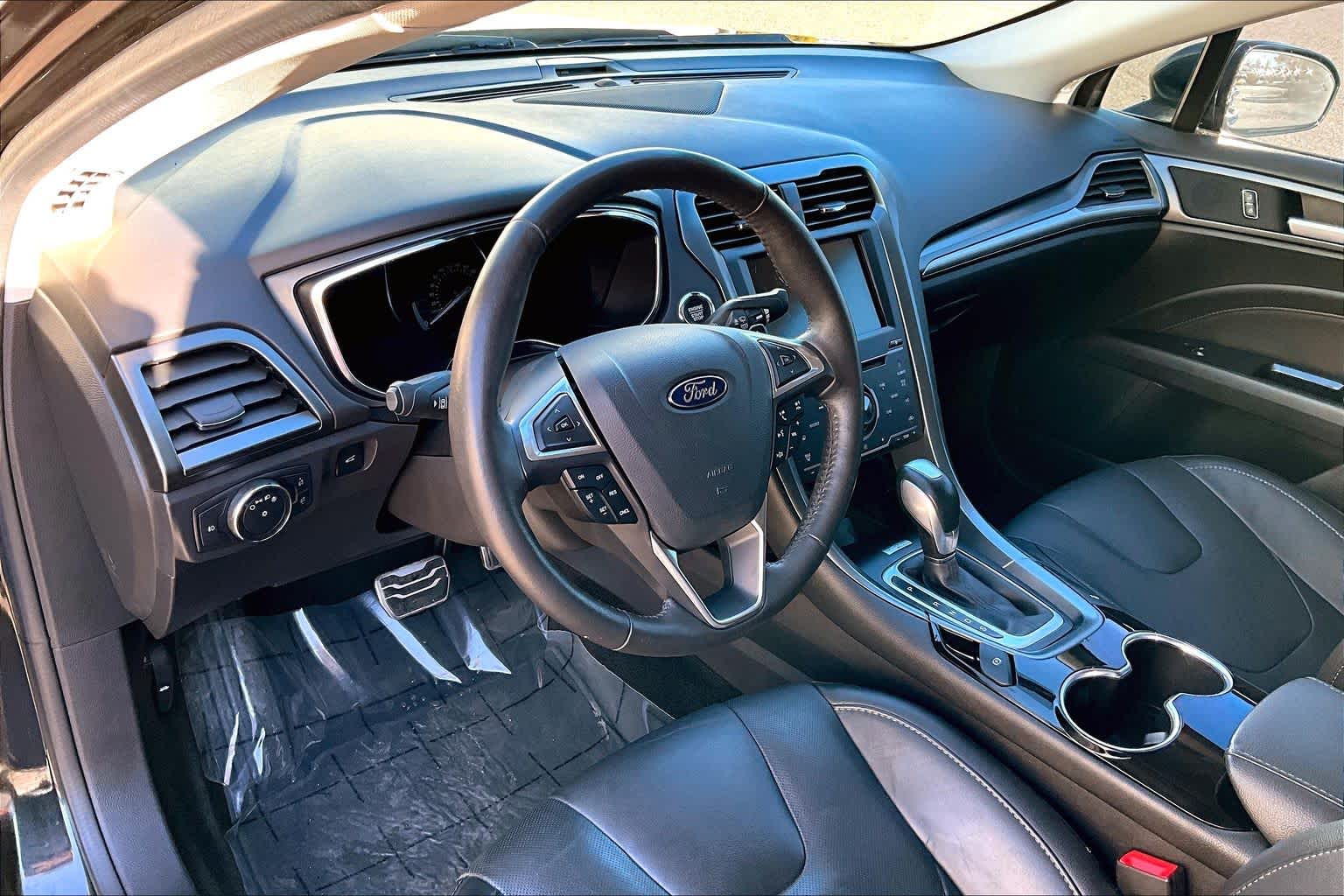 Thumbnail: 2015 Ford Fusion - 2