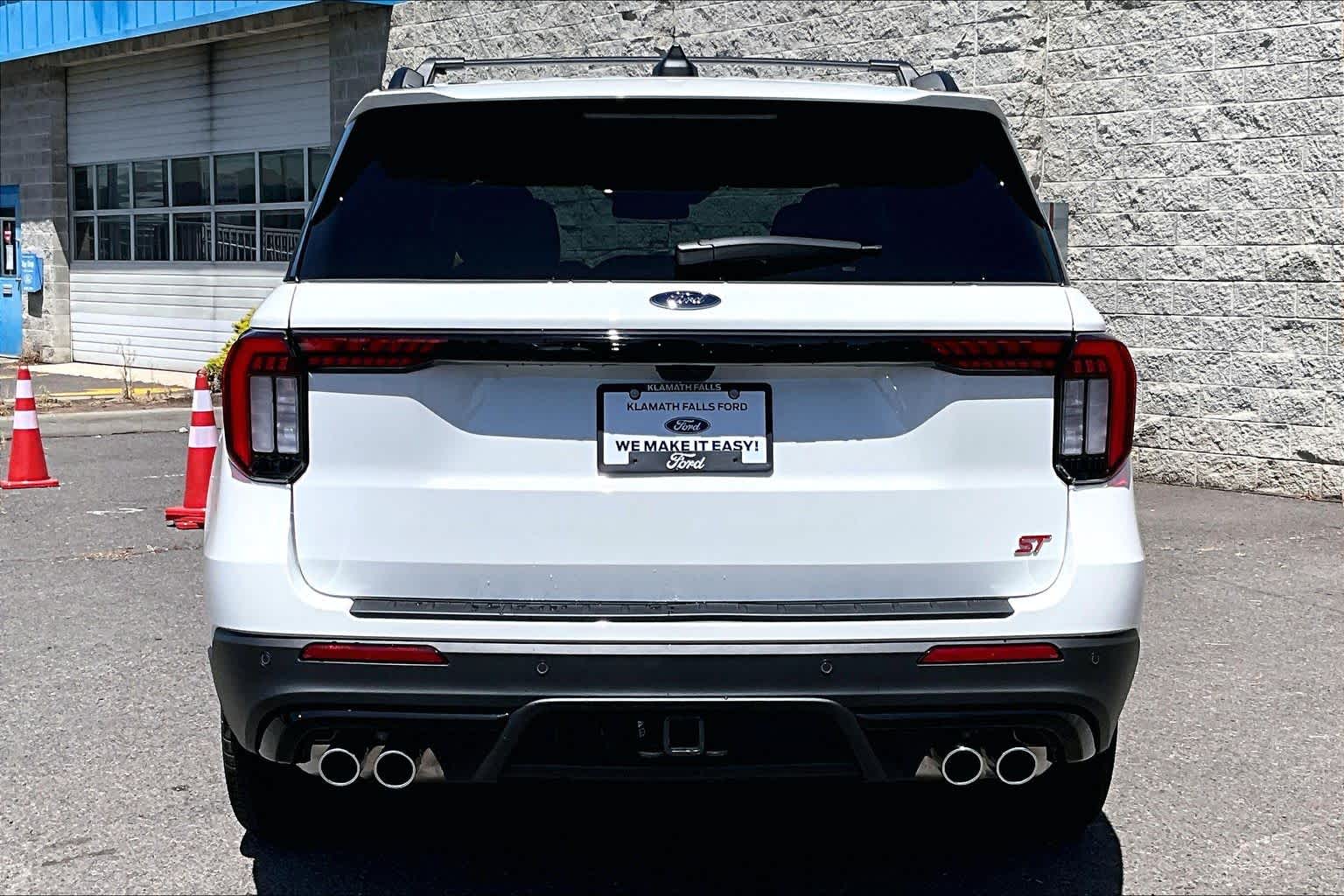 Thumbnail: 2026 Ford Explorer - 5