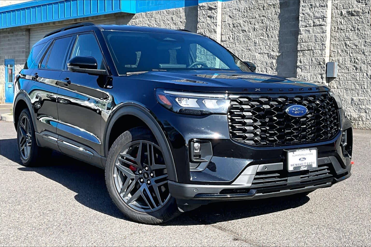 Thumbnail: 2025 Ford Explorer - 21