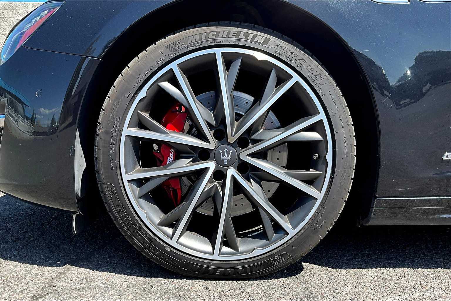 Thumbnail: 2019 Maserati Ghibli - 8