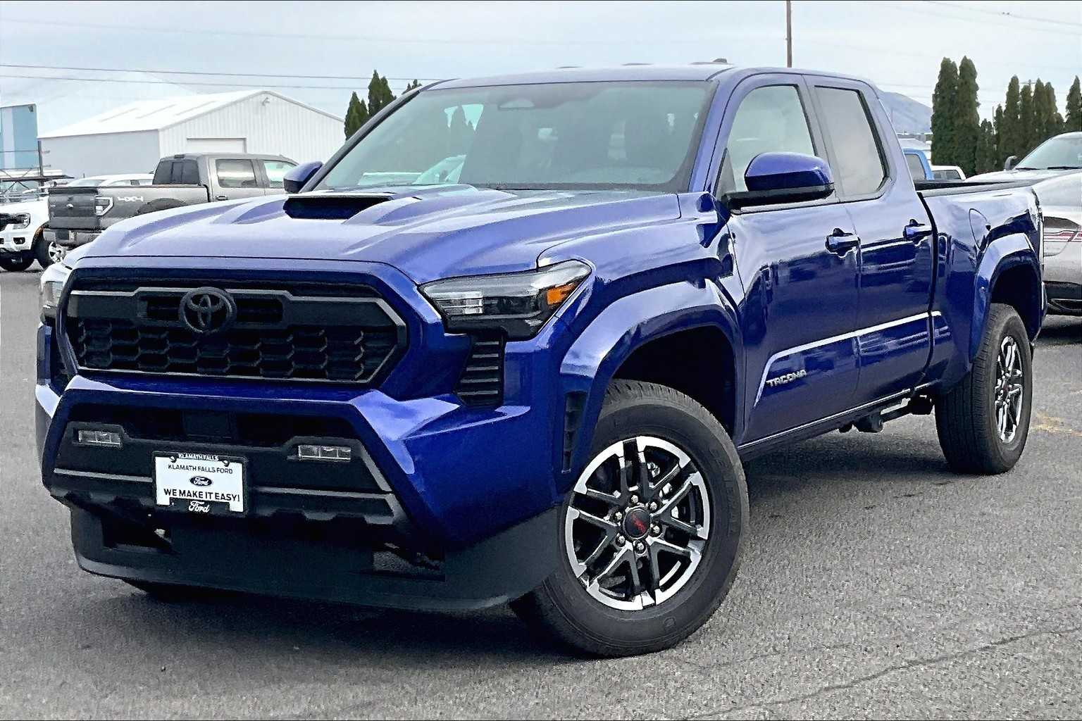 Thumbnail: 2024 Toyota Tacoma - 1