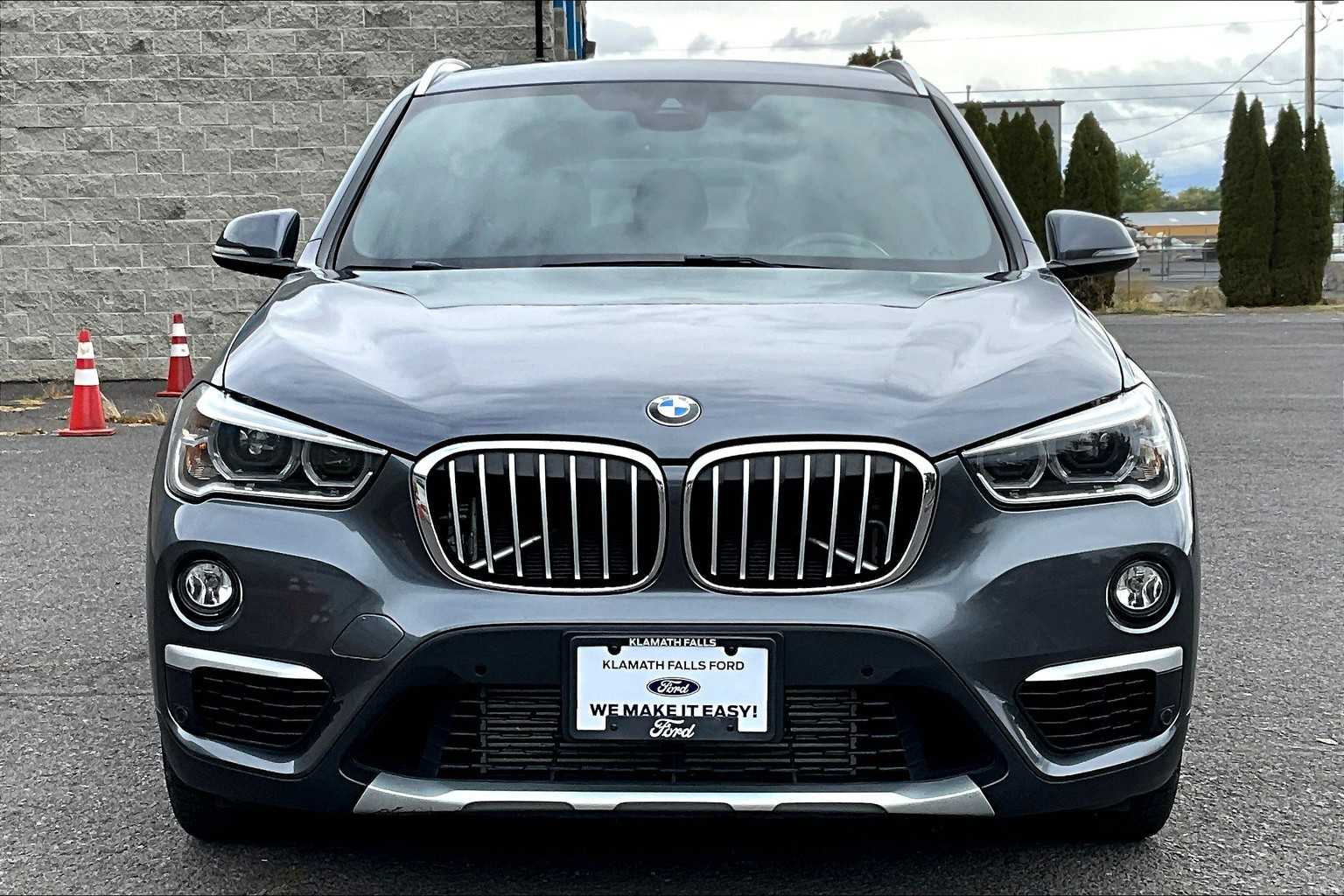 Thumbnail: 2019 BMW X1 - 6