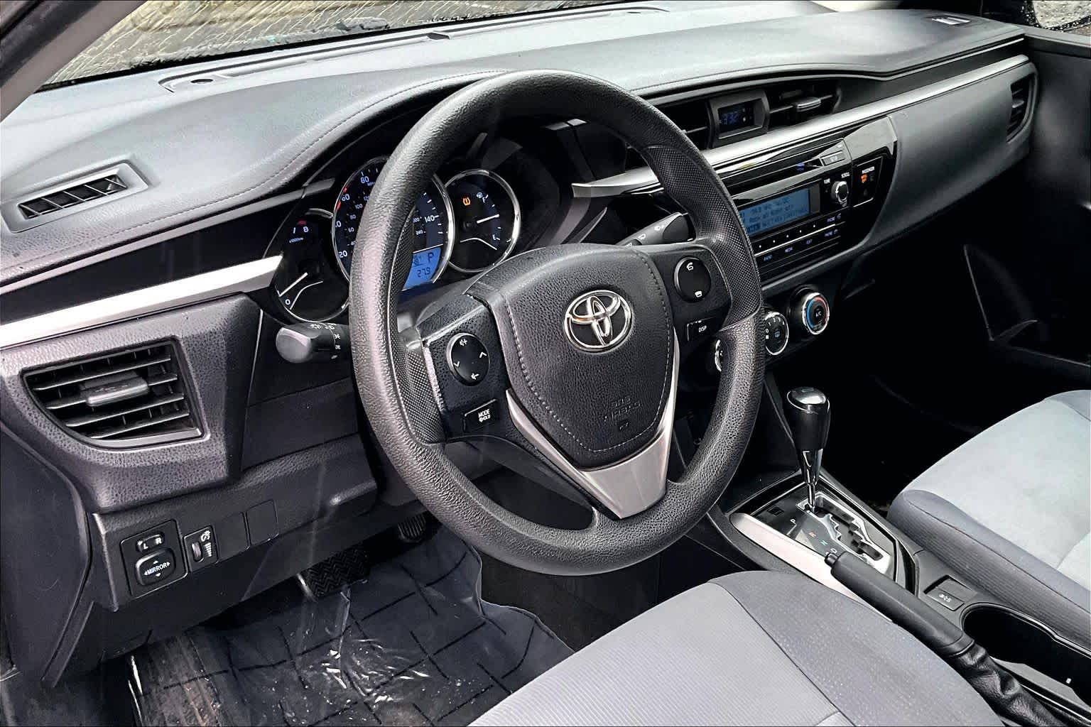 Thumbnail: 2014 Toyota Corolla - 2