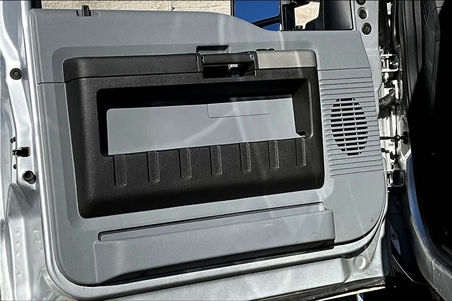 Thumbnail: 2016 Ford F-250 - 27