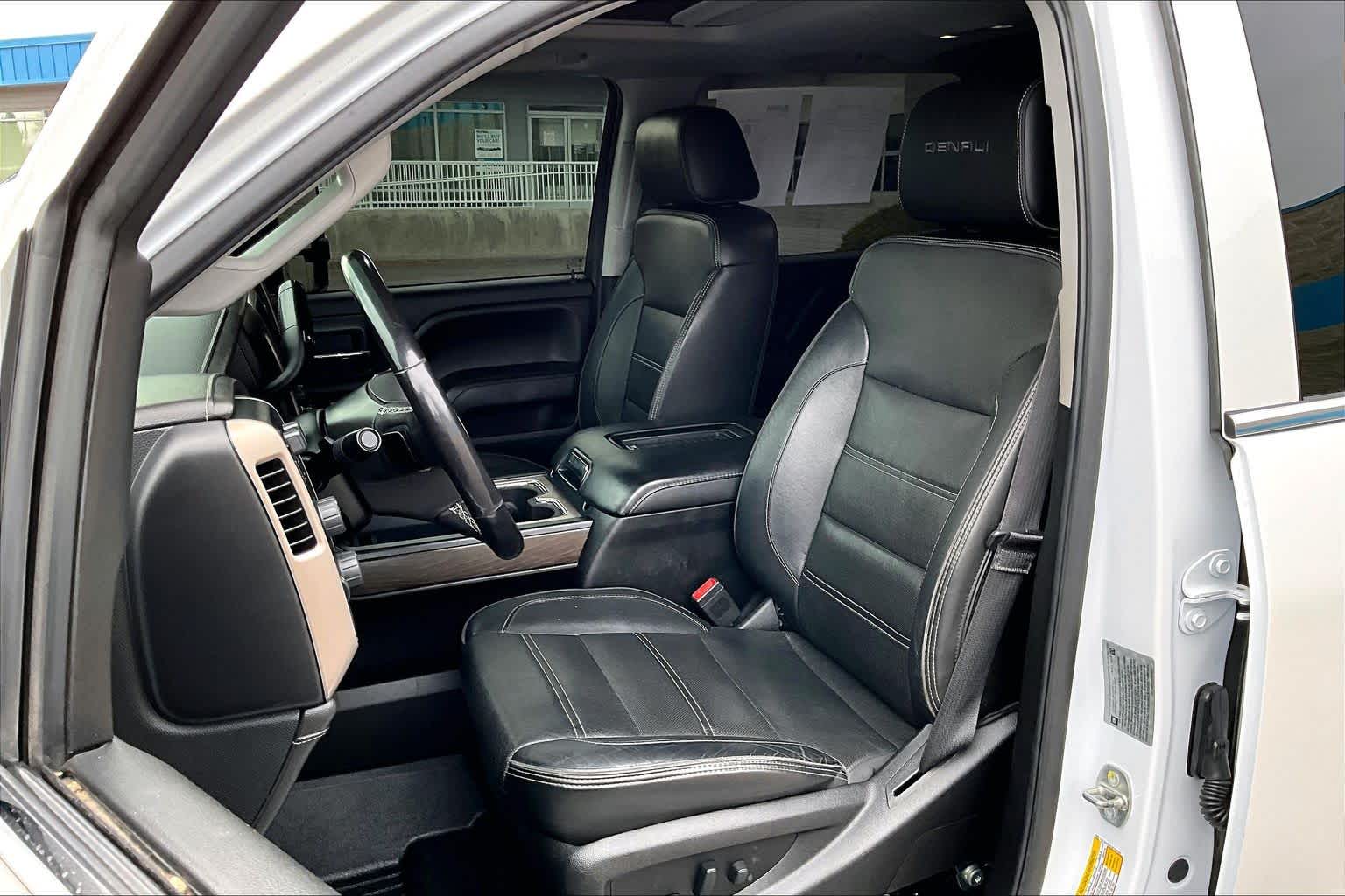 Thumbnail: 2018 GMC Sierra 3500 - 11