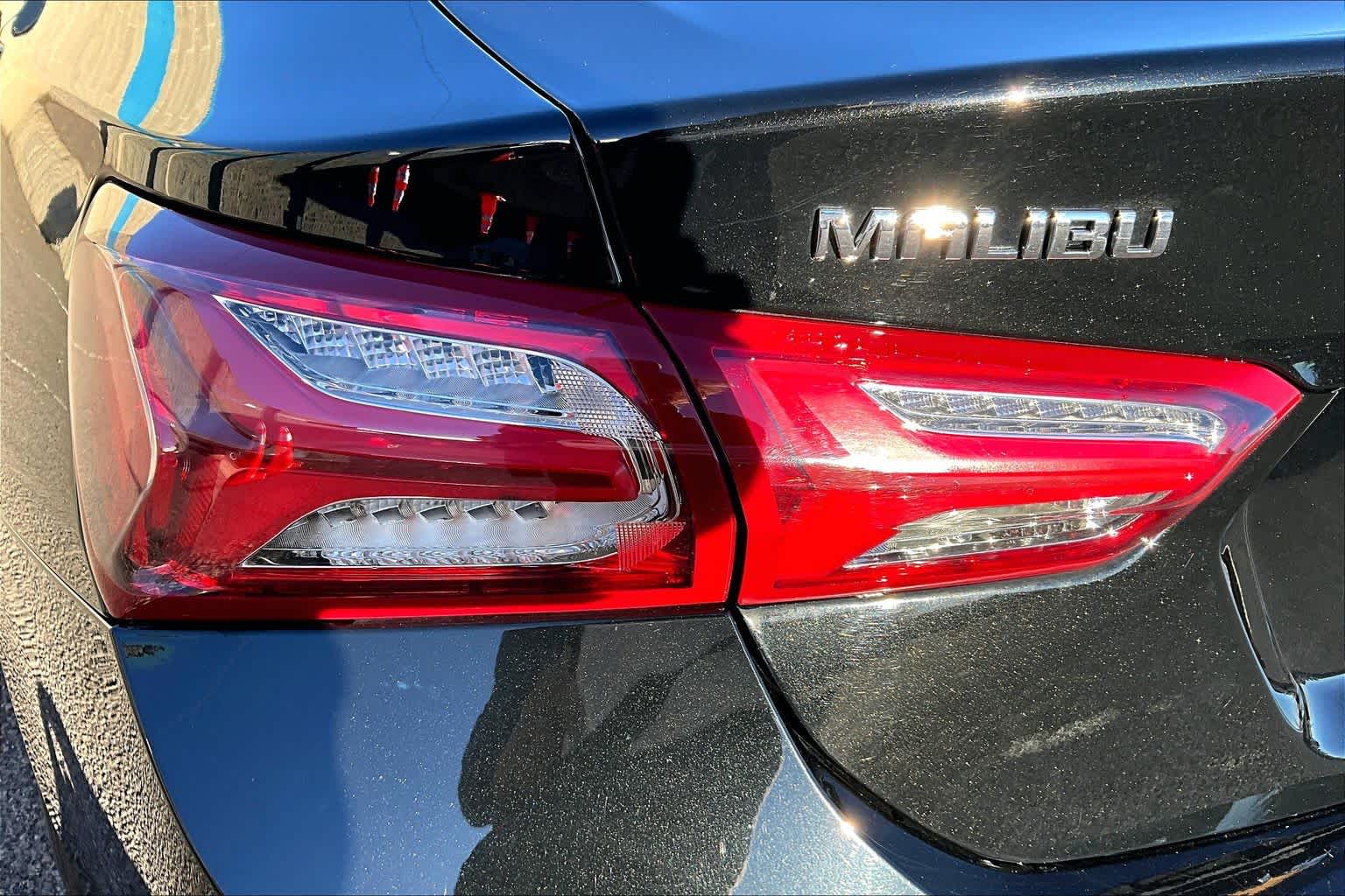 Thumbnail: 2019 Chevrolet Malibu - 32