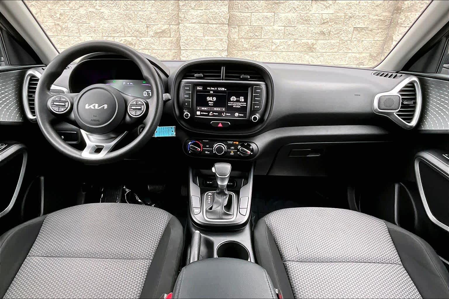 Thumbnail: 2023 Kia Soul - 10