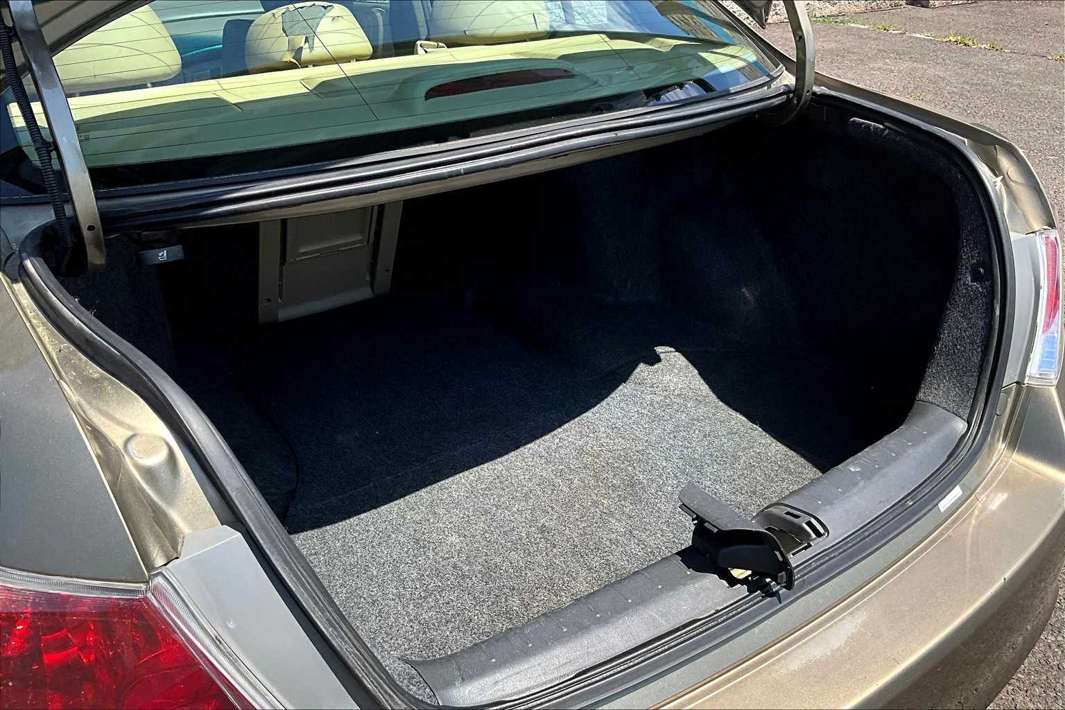 2008 Honda Accord  17