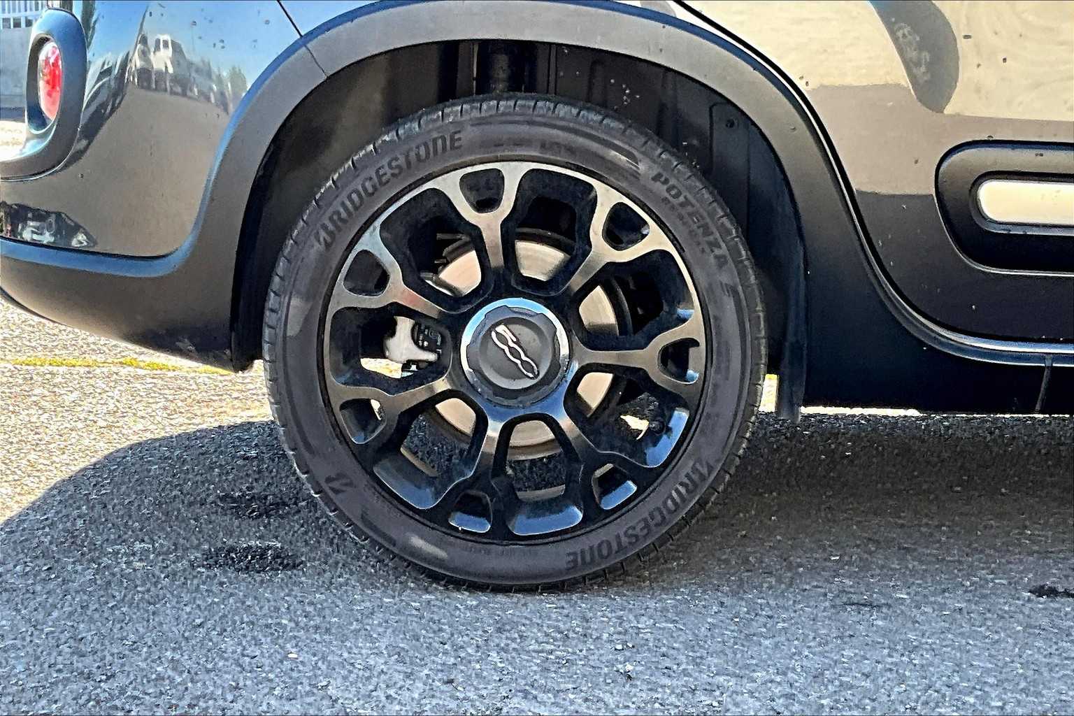 Thumbnail: 2016 Fiat 500L - 36