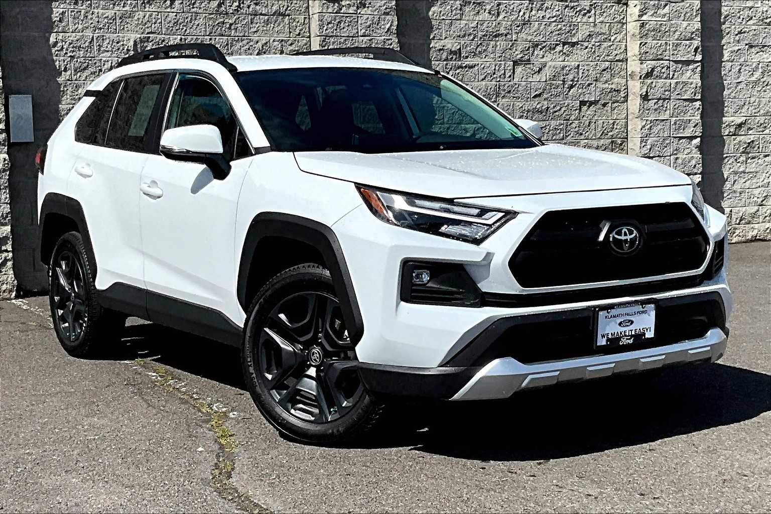 2024 Toyota RAV4 Adventure 21