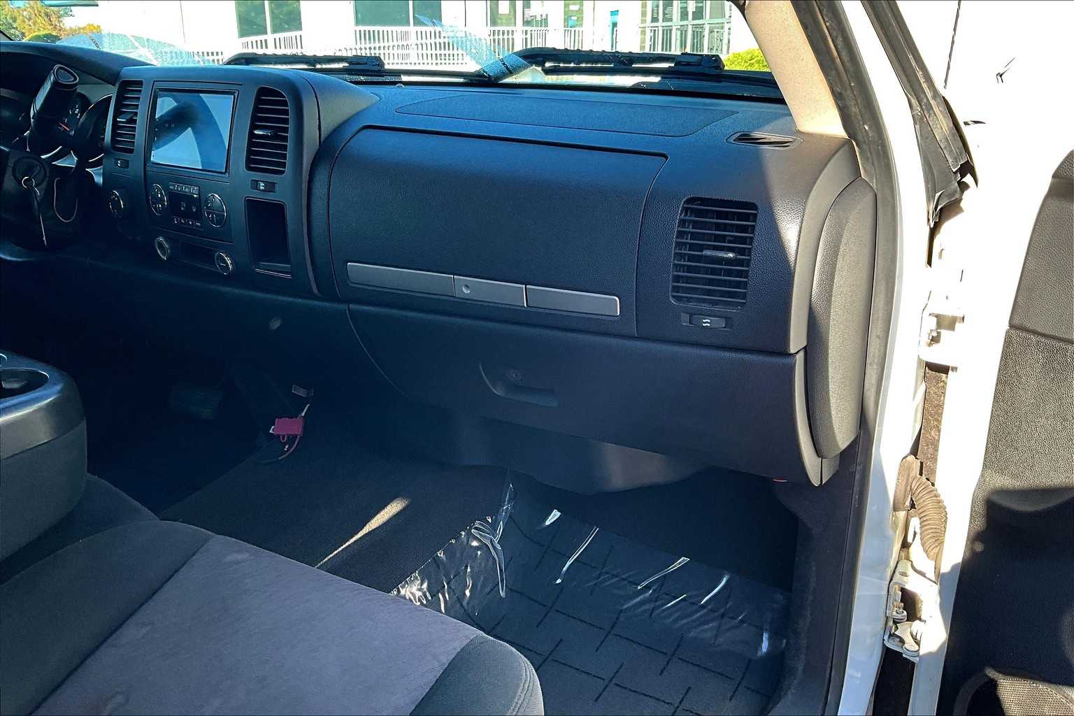 Thumbnail: 2010 Chevrolet Silverado 3500 - 23