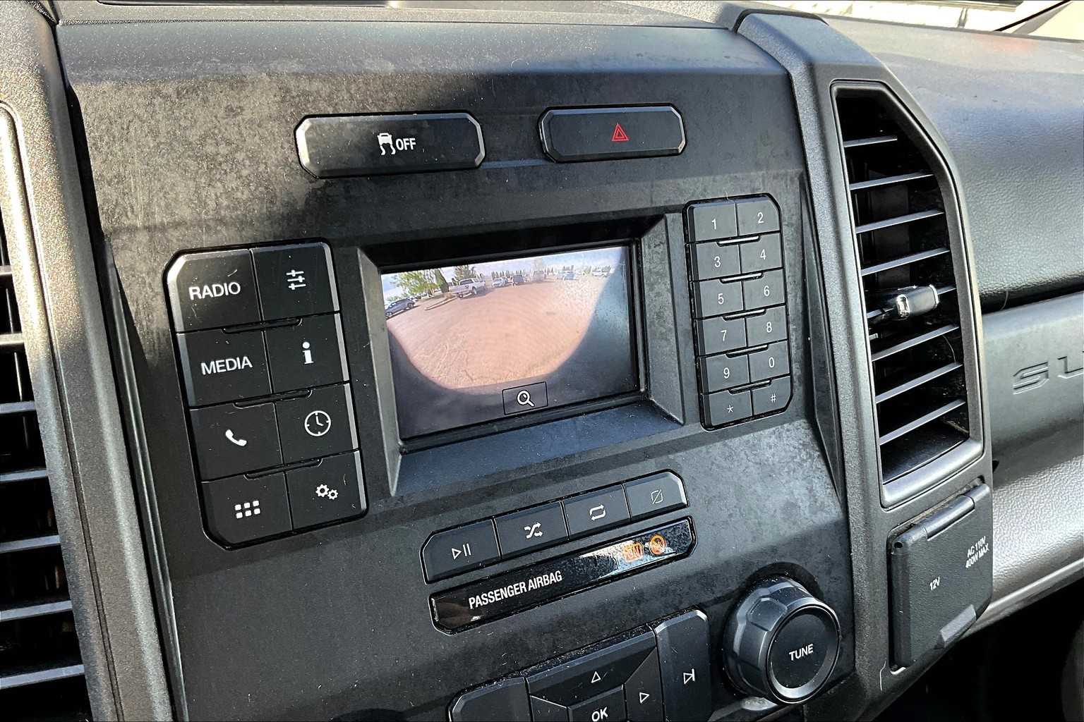 2020 Ford F-250 XL 26