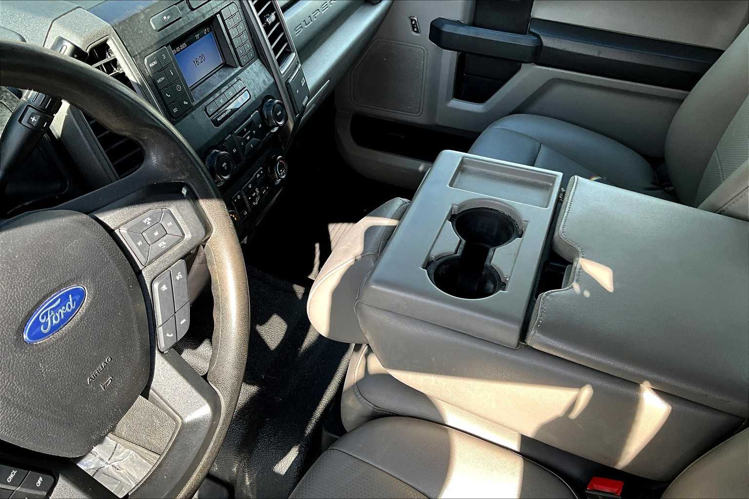 2020 Ford F-250 XL 16