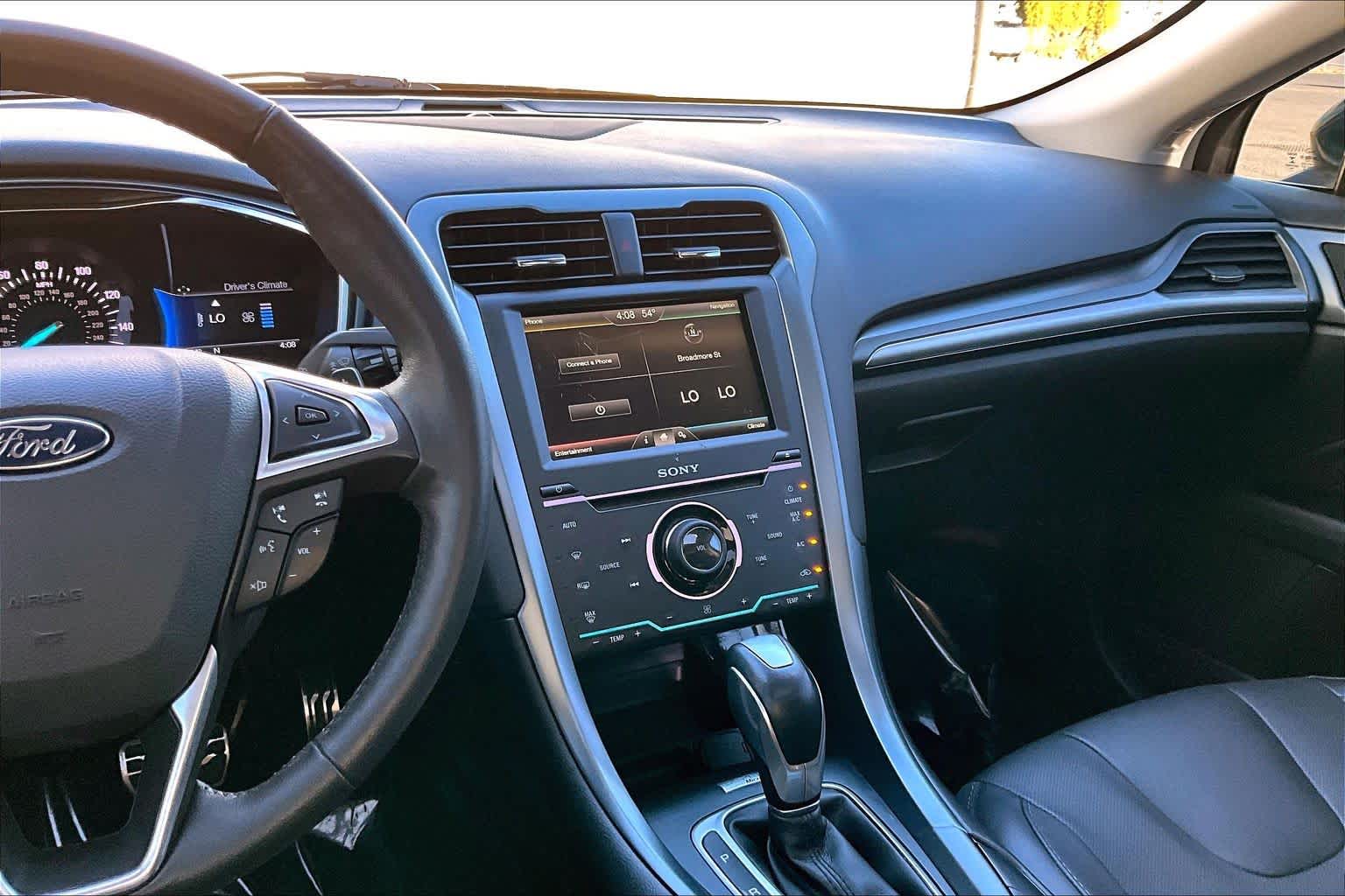 Thumbnail: 2015 Ford Fusion - 15