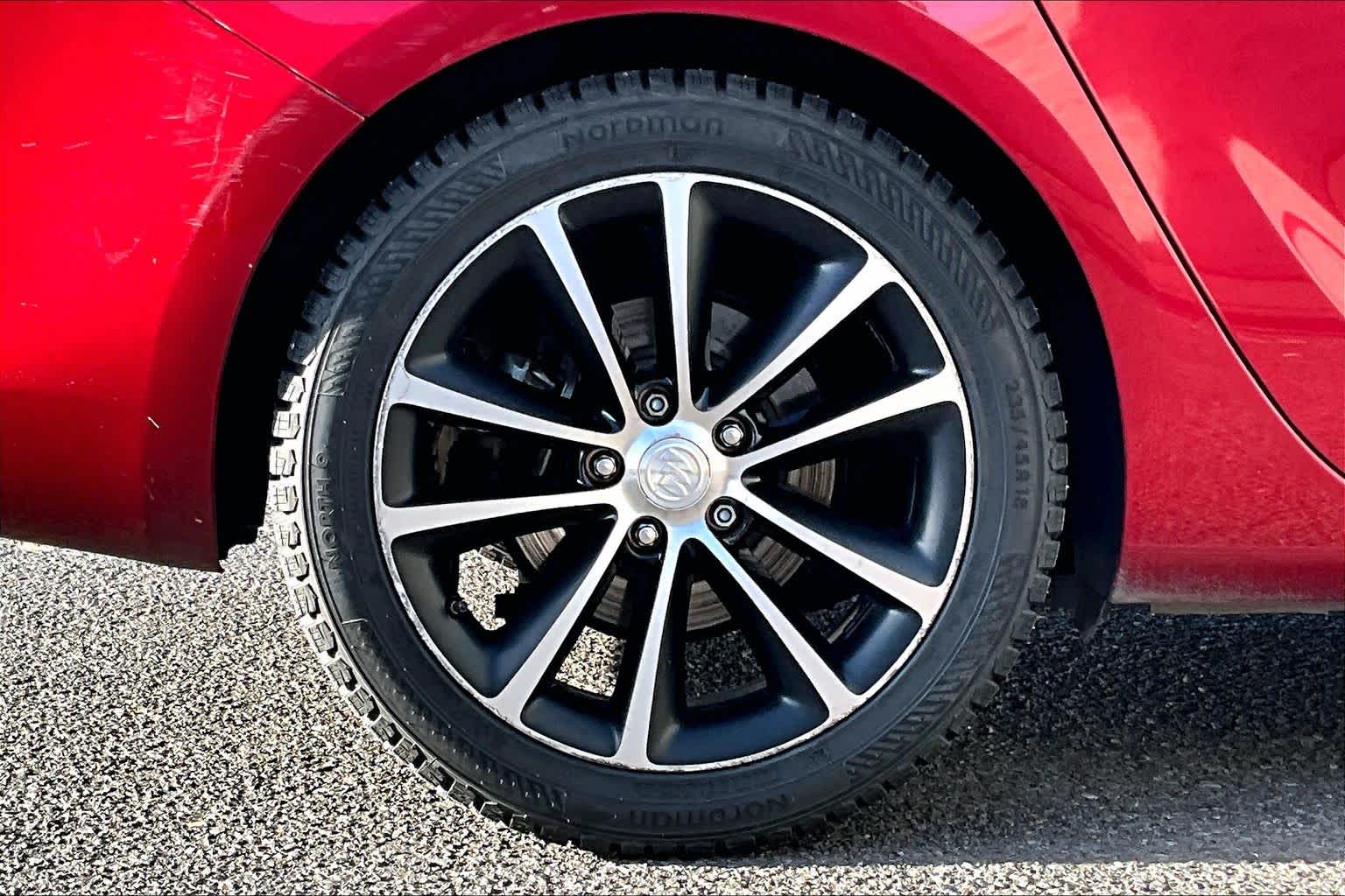 Thumbnail: 2017 Buick Verano - 36