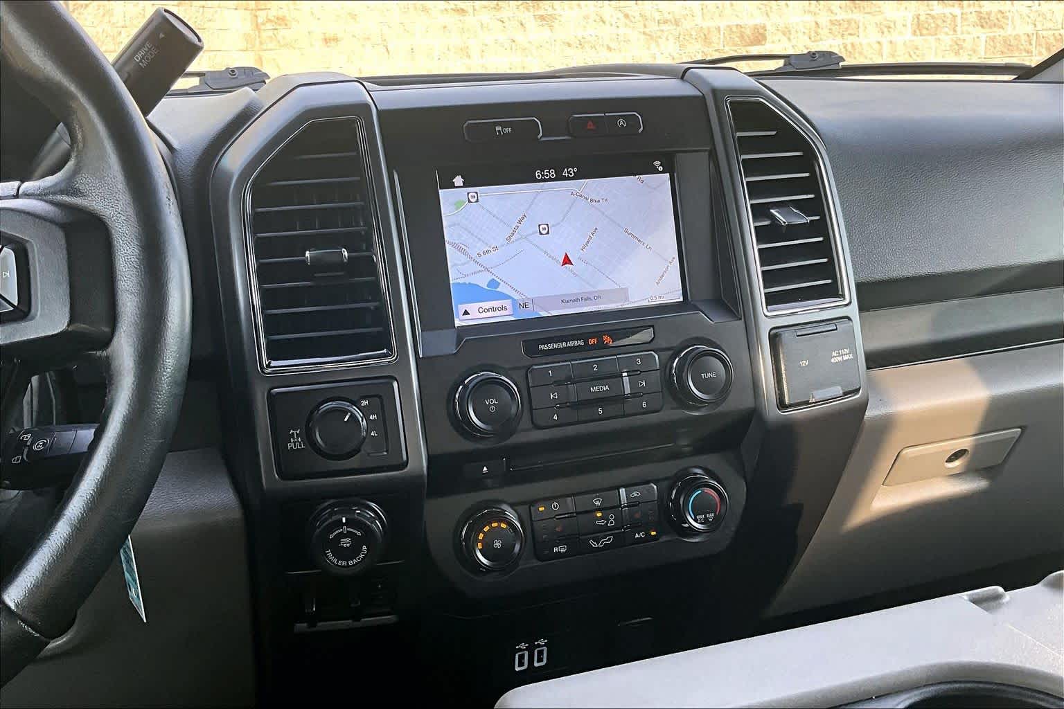 Thumbnail: 2018 Ford F-150 - 15