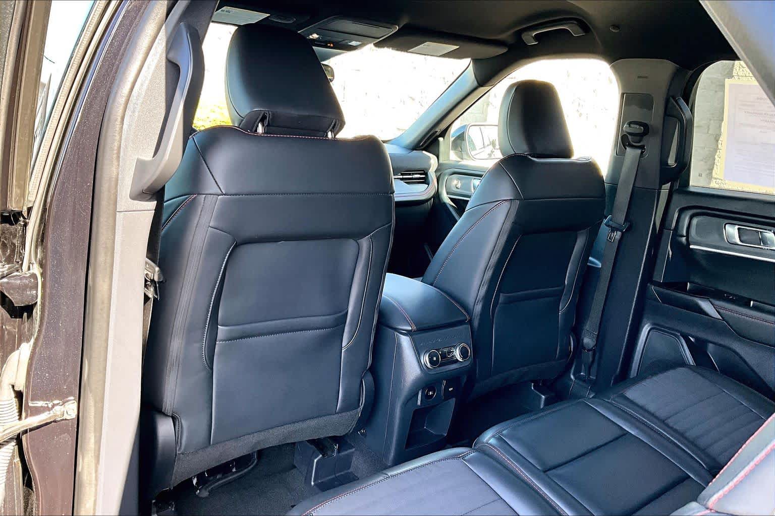 Thumbnail: 2025 Ford Explorer - 12