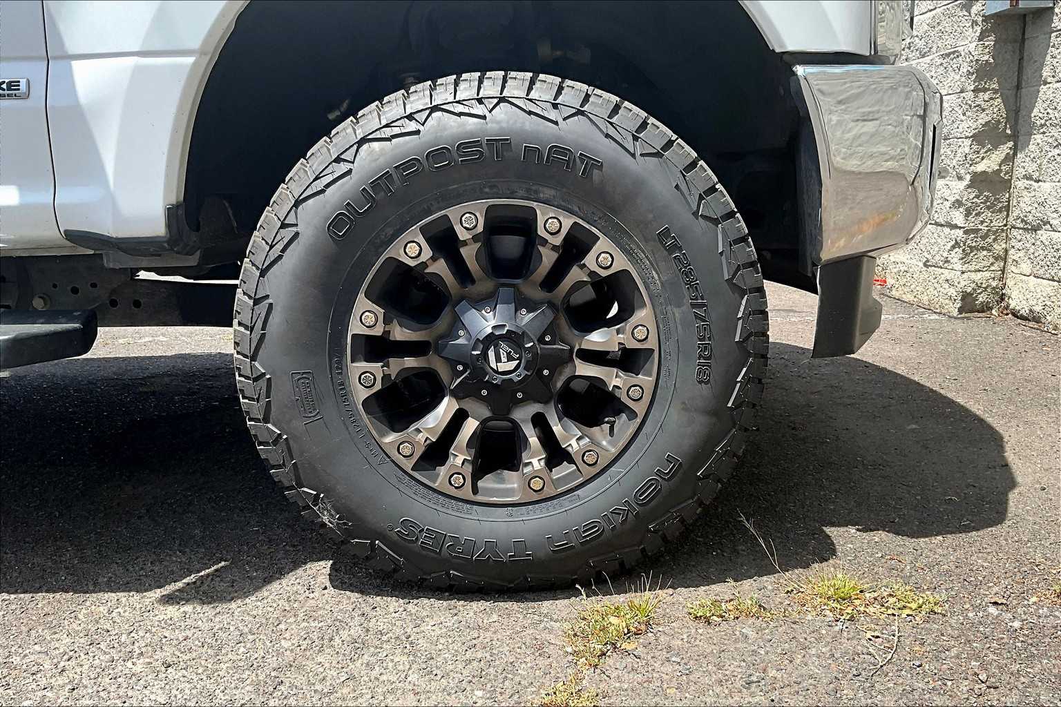 2017 Ford F-350 Lariat 34